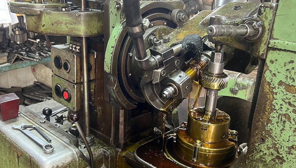 1,5 MODUL 25 DERECE HELİS DİŞLİ AÇIMI